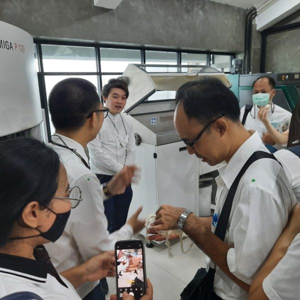 เยี่ยมชมศูนย์ 12พ.ย_๒๐๑๒๐๑_5